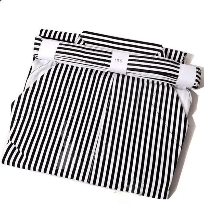 Kendo giapponese tela di COTONE di alta qualità Hakama Pantaloni di arti marziali Pantaloni Hapkido gonna Kendo a righe bianche e nere