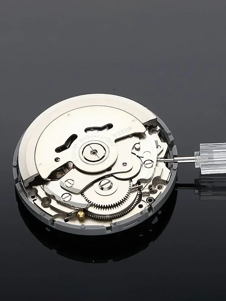 NH35 Automatic Mechanical Movement High Accuracy 24 Jewels Mod Watch Replacement NH35A Date at 3:00