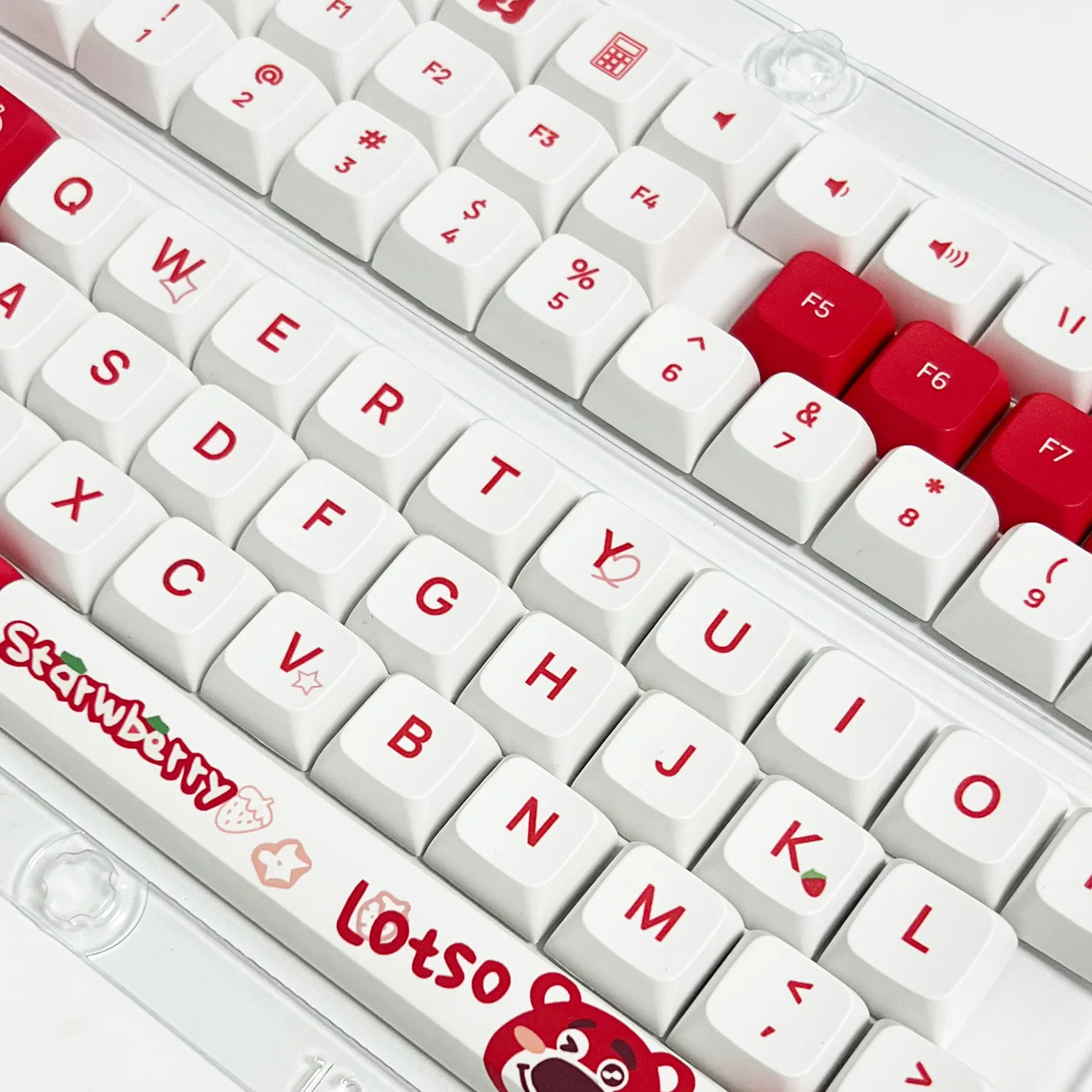 

125 Keys Mechanical Keyboard Keycaps Personalised Cute Strawberry Bear Heat Sublimation Xda Height Keyboard Accessories