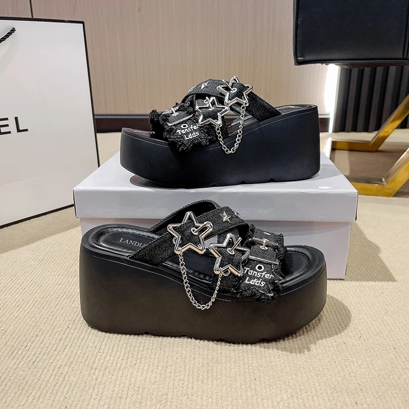 

Metal Decoration Women Slippers Designer Summer Sandals Buckles Chain Cosplay Platform Black Gothic Shoes for Women Slippers