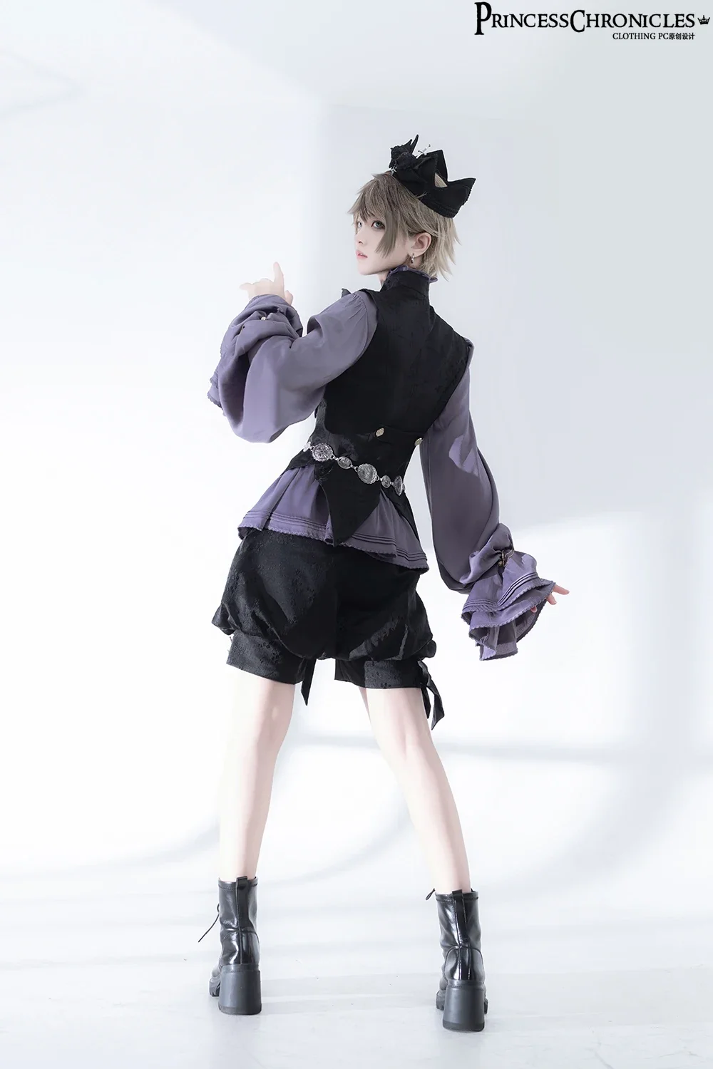 2025 Ouji Lolita Weste / kurze Hose / Bluse von Princess Chronicles ~ Rabbit Run 2.0 Vintage Dark Cute Cool