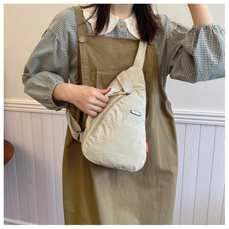 

Simple women's chest bag, waterproof lightweight nylon single-shoulder bag, portable sports cycling and men's crossbody bag