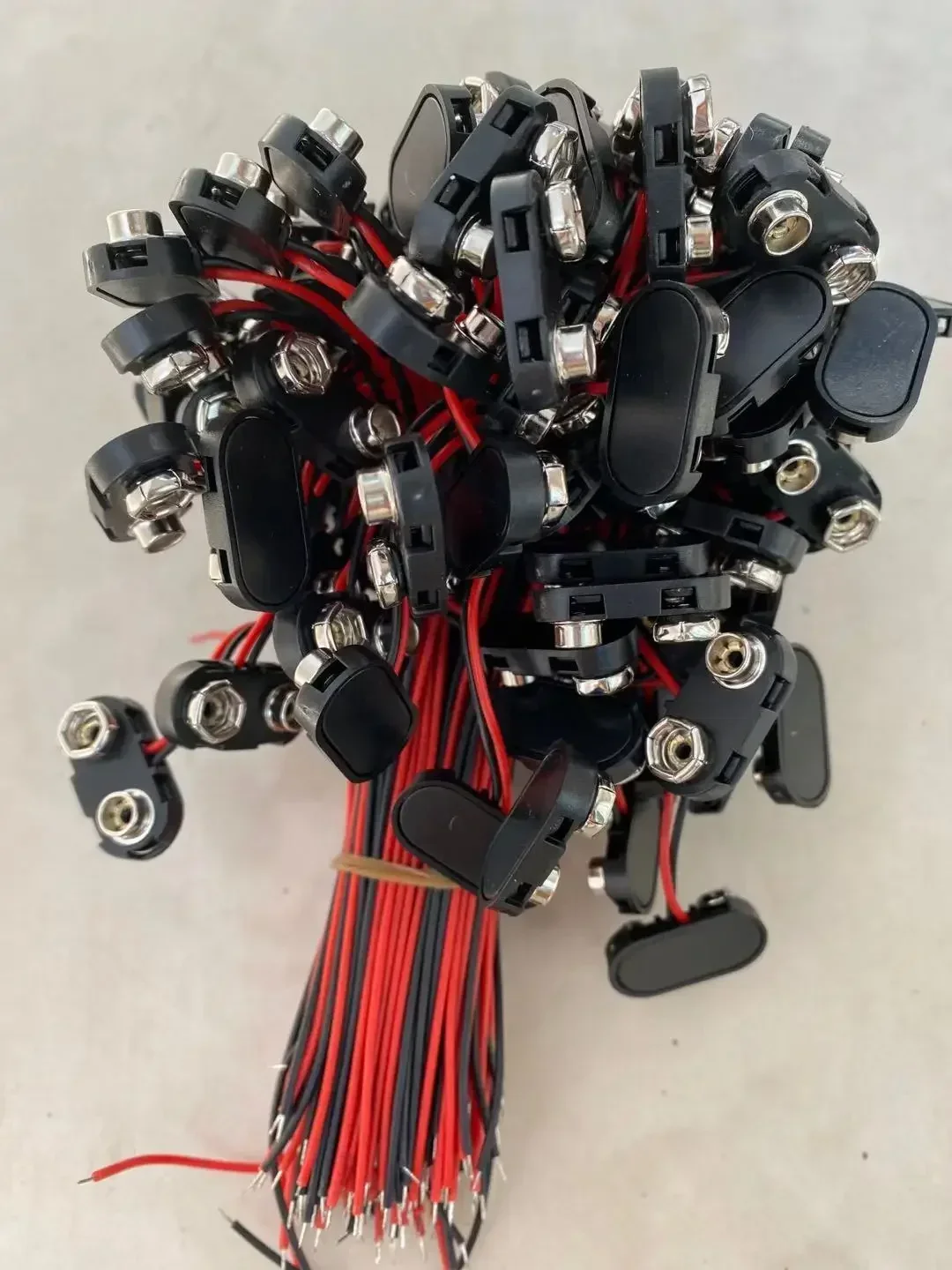 1000 قطعة 9 فولت بطارية المفاجئة هارد شل تيار مستمر المفاجئة على حزام حامل البطارية مقاطع ConnectorsT نوع مشبك 15 سنتيمتر سلك من الرصاص كابل بعقب المكونات #5