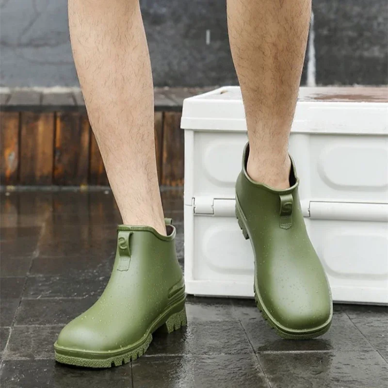 Waterproof and Non-slip Fashion Man Shoes Chef Kitchen Cooking Ankle Low Short Rain Boots for Men Comfortable Plastic Resistant