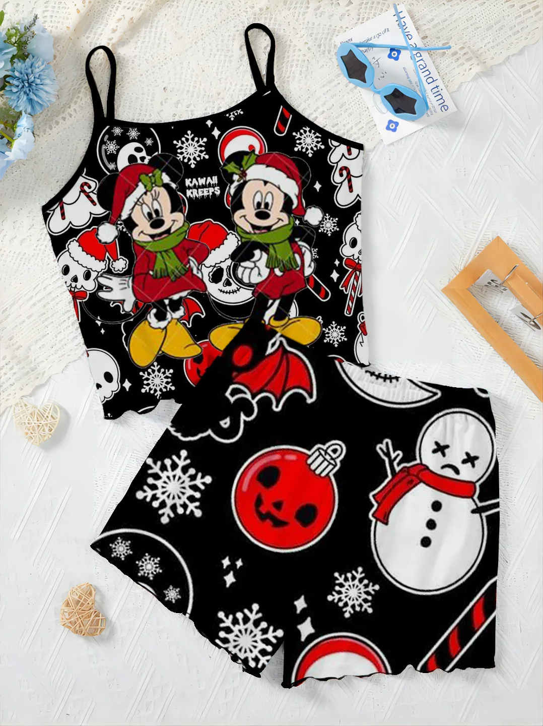 Weihnachts-Pyjama-Rock, Minnie Mouse, Disney-Top, Heimkleid, T-Shirt, kurze Sets für Damen, 2-teiliger Damenanzug, Mickey-Salatbesatz