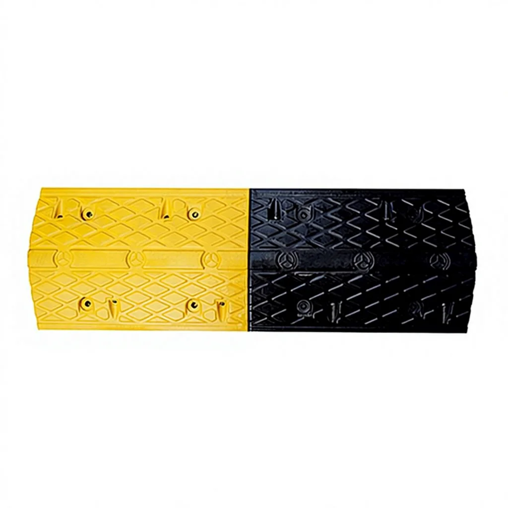 Plastic and Rubber Speed Bumps Lane Dividers Road Traffic Facilities 500x350x50 High Quality Speed-Reducing Plates
