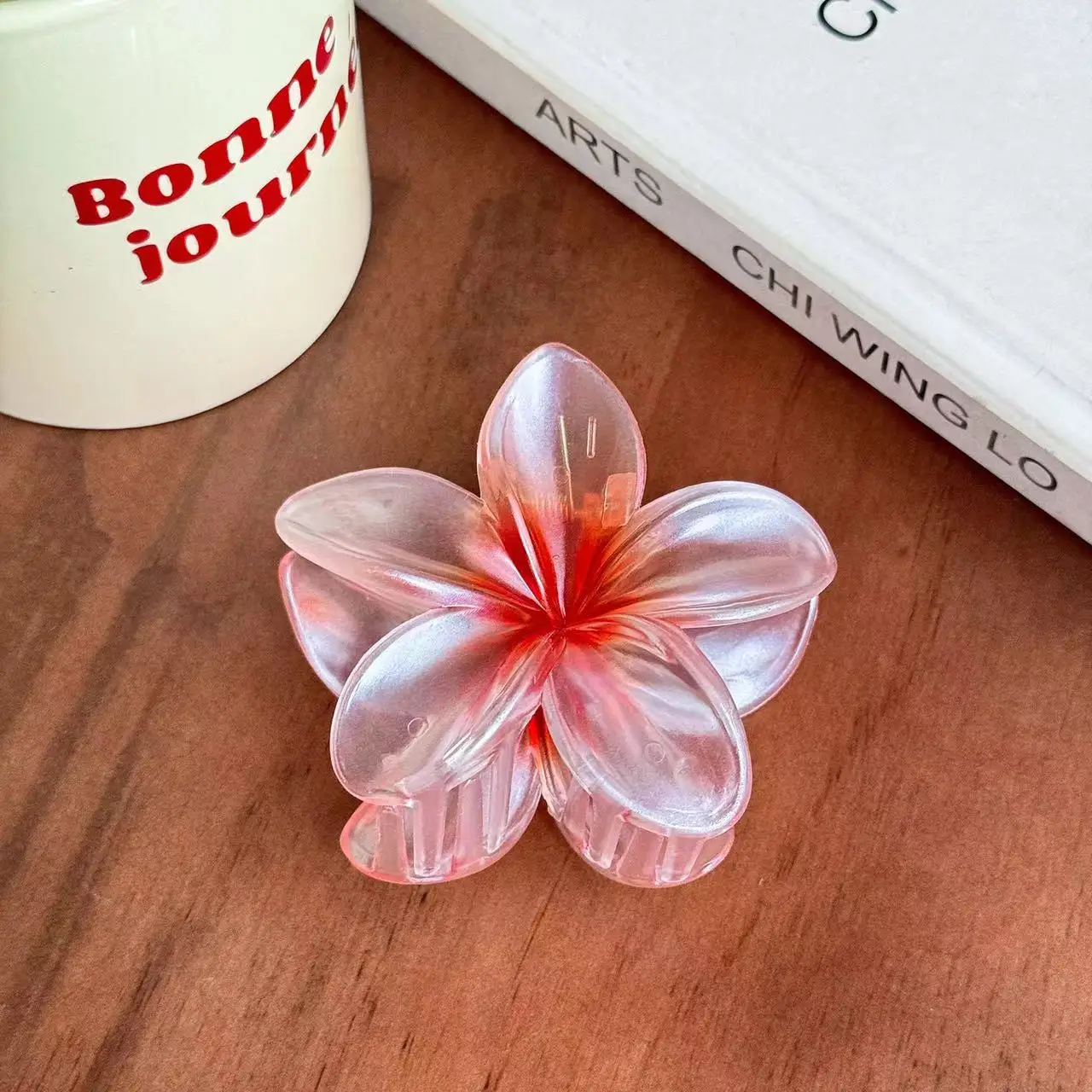 8CM Big Flower Acrylic Hair Clip Ladies Beach Vacation Bohemian Frangipani Hair Clip Crab Flower Hair Claw Girl Accessories