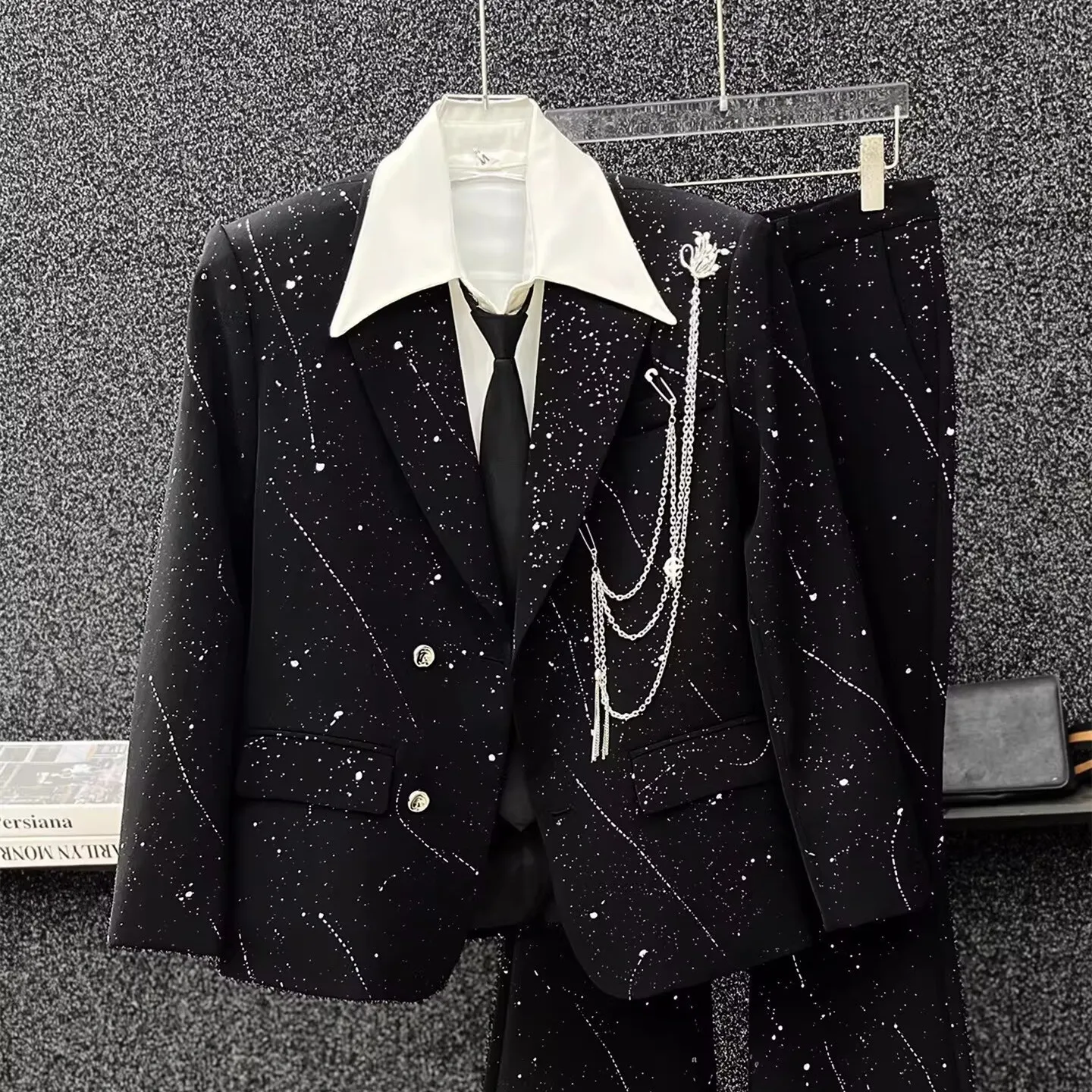 

Loose Shoulder Men's Casual Black Leisure Small Suit Jacket Tianxing Chain Metal Decoration Breathable Polyester Fiber