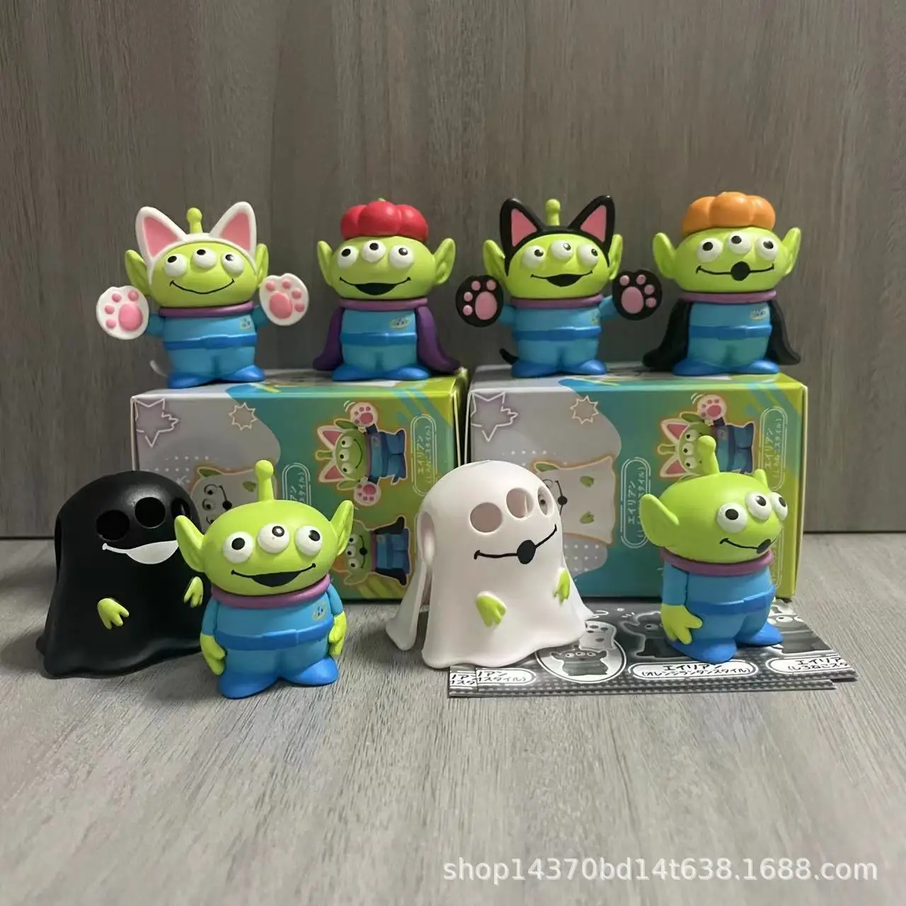 ملتوي ثلاثي العيون - لعبة كبسولة غامضة فريدة من نوعها وهدية #1