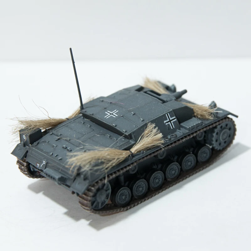 

1:72 Scale Plastic German Type III Assault Gun A Tank Model Militarized Combat Track Type Classics Toy Adult Gift Static Display