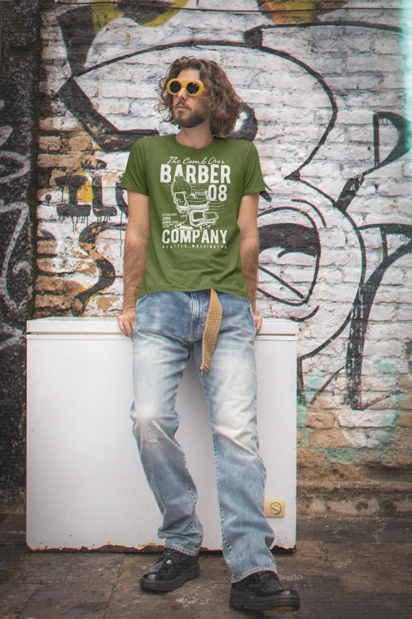 Men's Personalized Barber T Shirt Barbershop For Chair Stylist Vintage Hair Dresser Soft