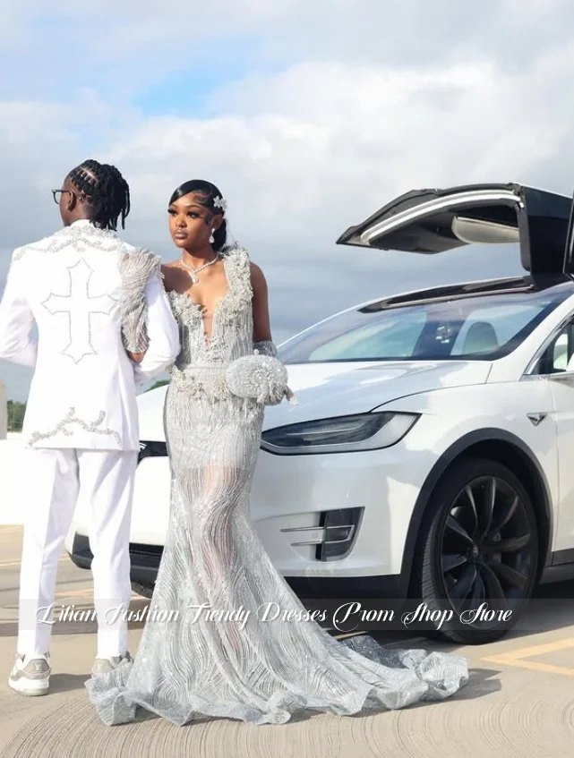 Custom Silver Glamorous Wedding Dress Black Girls Luxurious Gemstone Sexy Bridal Gown Homecoming Dress Engagement Dress Birthday