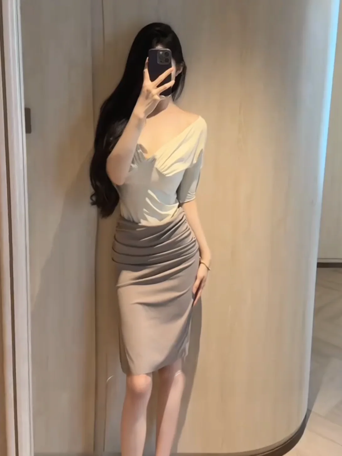 

Slim Fit V-Neck Short Sleeve Top High Waist Split Skirt Women's Summer Fashion Two-Piece Set Elegant Lady Style Casual Wear