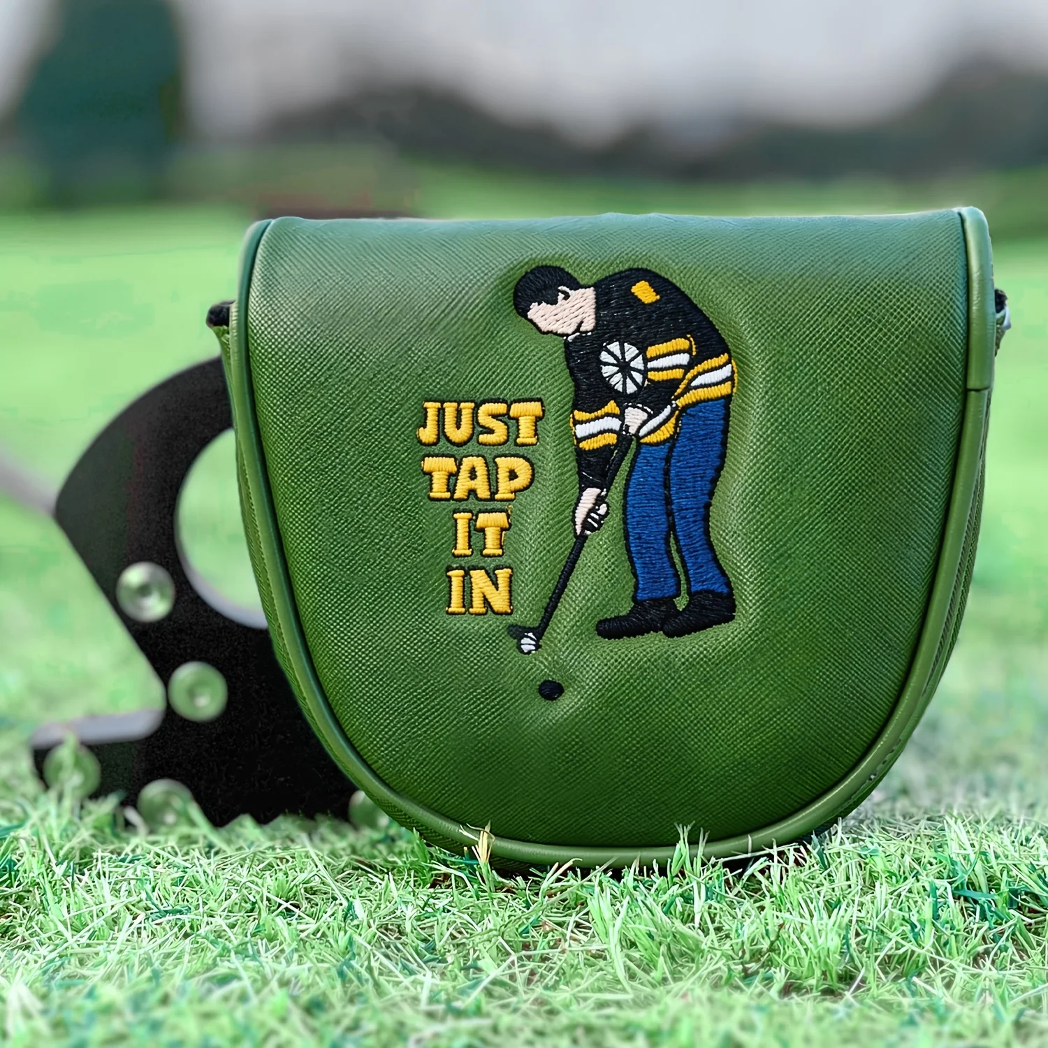 1pc Mallet Putter Cover - Playing Golf Alone Design Golf Club Head Cover, Golf Putter Head Cover, Golf Semi-Circular Putter Head