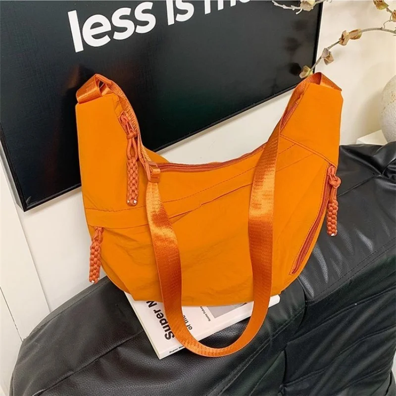 

2025 New High-end Luxury Brand Ladies Leather Tote Bag Famous Designer Simple Trendy Paris​