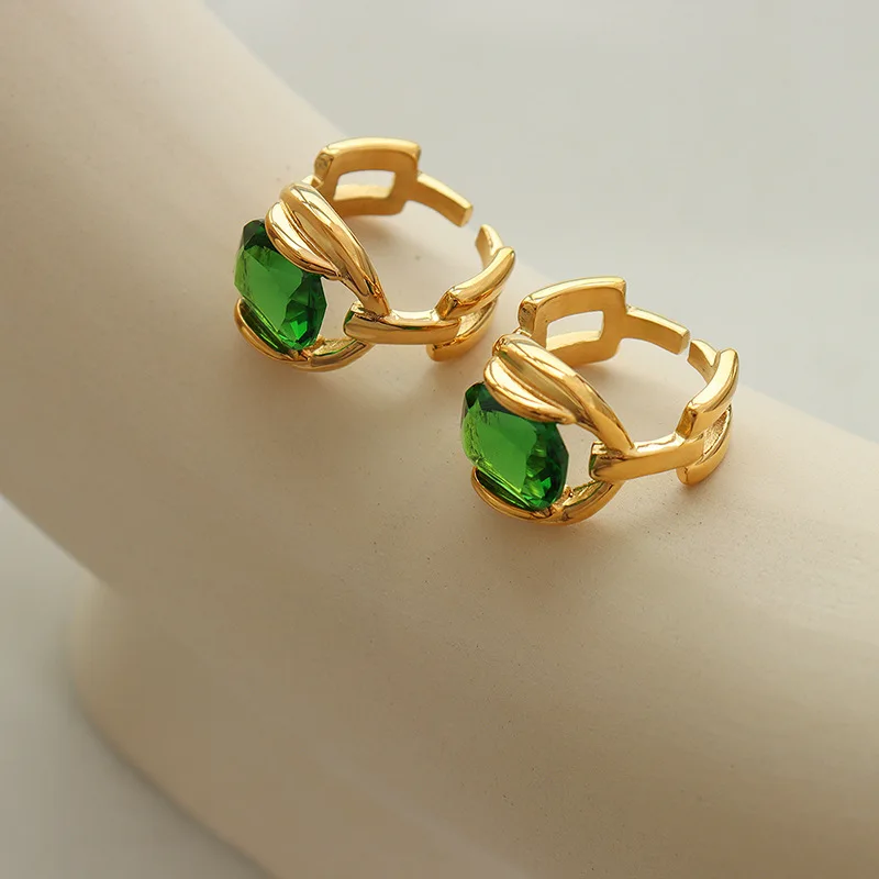 Vintage Stainless Steel For Women Green Crystal Ring Delicate Shiny Gold Plated Ring Fashion Feminine Jewelry 2023