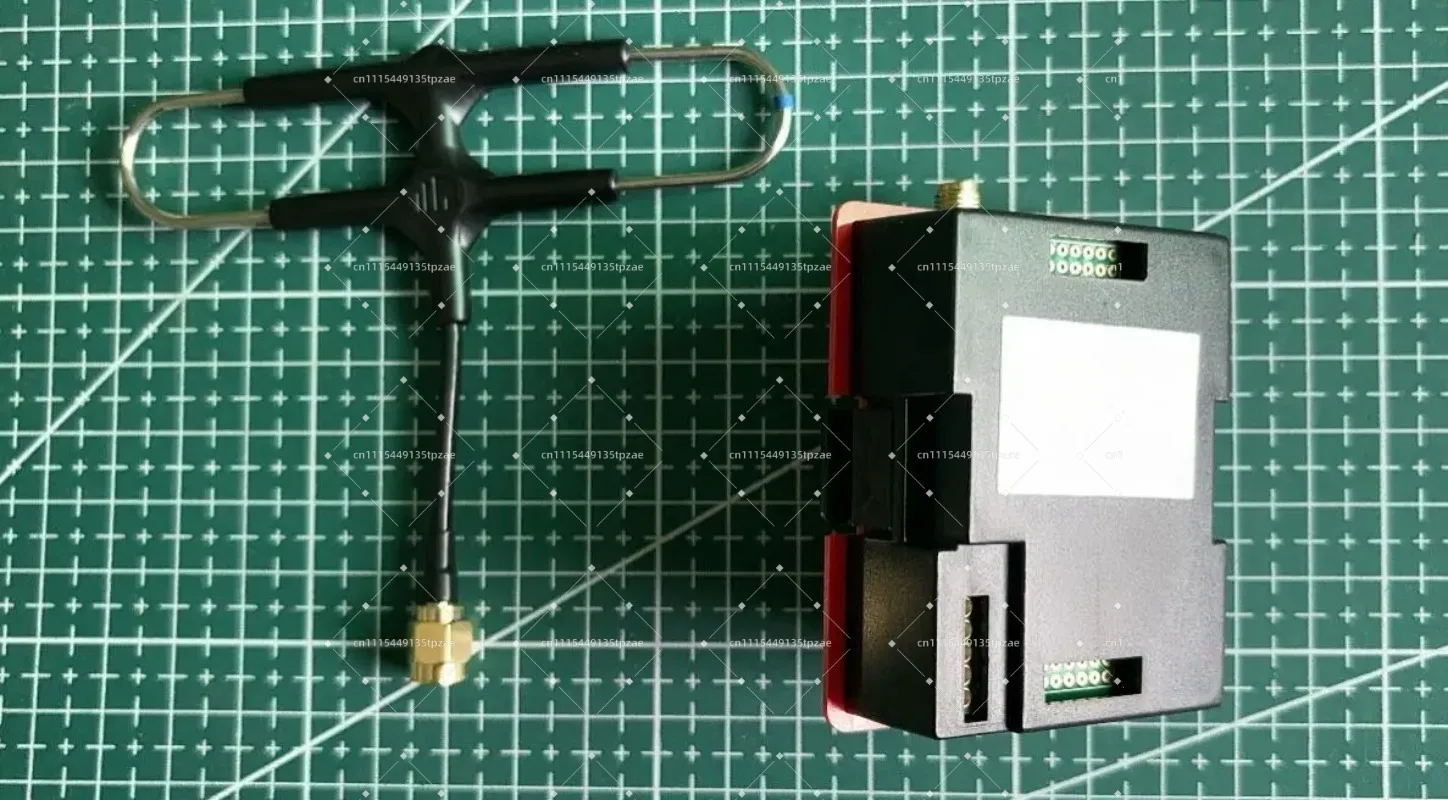 900MHz Long Range Transmitter Module ACCST for X9D X7 X9E RC Aircraft with 8T Antenna