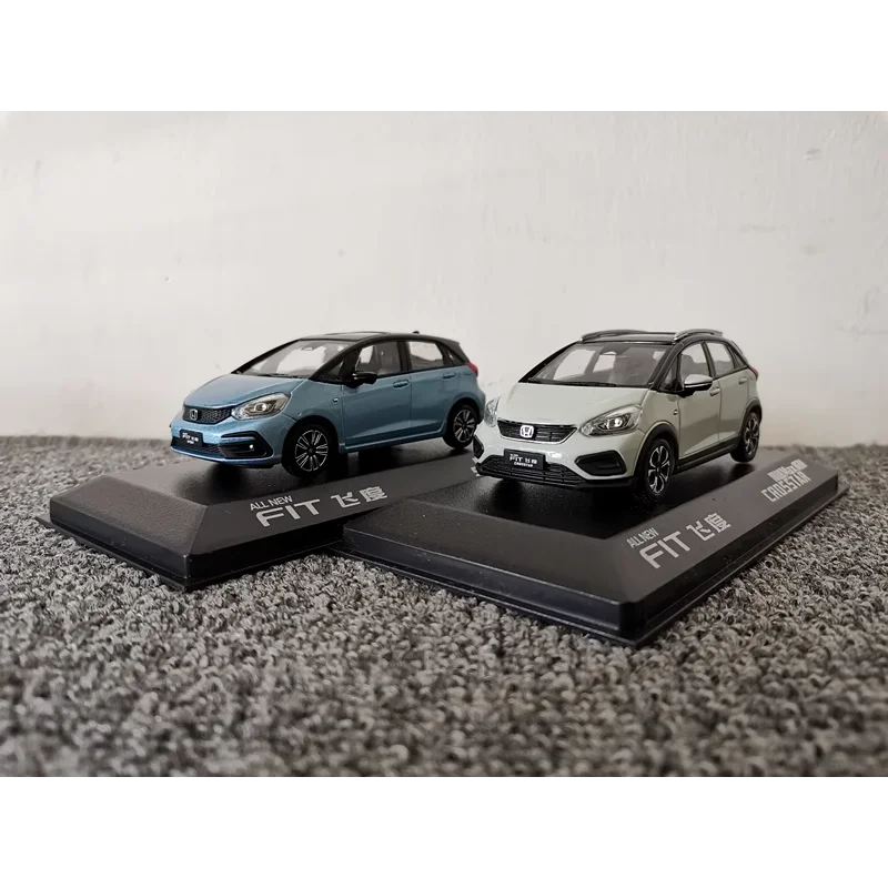 

Diecast 1:40 Scale Original Guangqi Honda FIT CROSSTAR Chaoyue MAX Alloy Car Model Collectible Toy Gift Souvenir Display