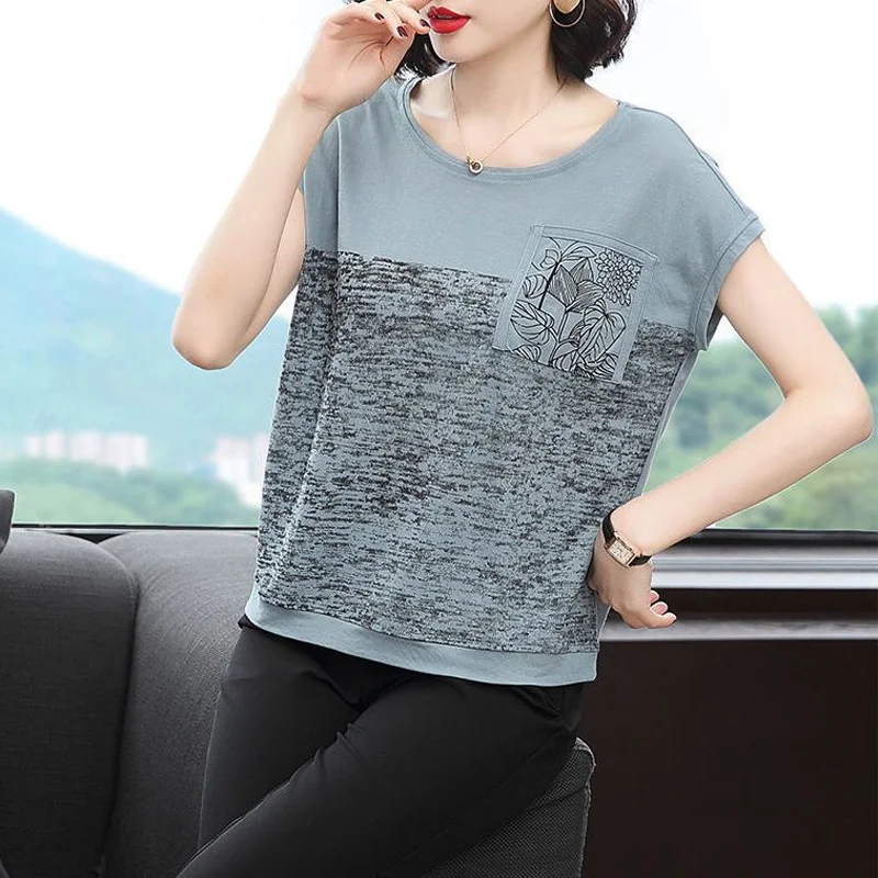 

2023 New Summer Fashion Trend Simple Commuting Round Neck Patchwork Print Casual Loose Oversize Versatile Short Sleeved T-shirt