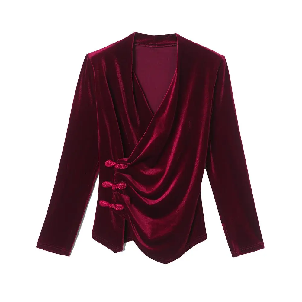 T-shirt ajusté à col en v pour femmes, vêtements de printemps, nouvelle chemise noble de style étranger avec boucle à disque, haut noir à bascule intérieure, 2025