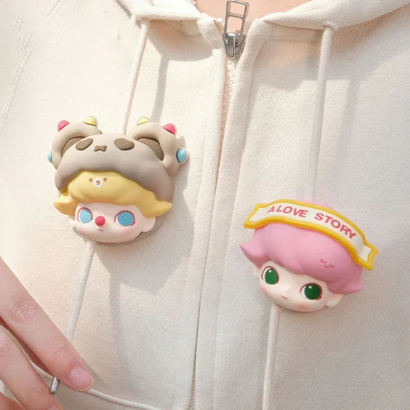 POP MART Dimoo Date Day Series สายคล้องคอแบบสุ่ม กล่องสุ่ม ของตกแต่งโต๊ะทำงาน โมเดลน่ารัก ของขวัญ ของเล่นเด็กผู้หญิง อนิเมะ