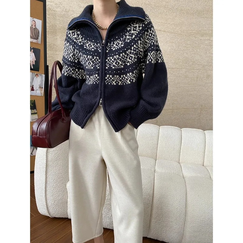 

Festive Atmosphere Christmas Sweater Retro Jacquard Convertible Collar Loose Double-Zip Knitted Sweater