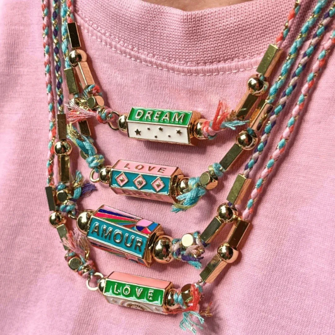 New Retro Graffiti Letter Necklace Woven Rope Metal Accessories Contrasting Necklace for Women's Summer Beach Vacation Necklace
