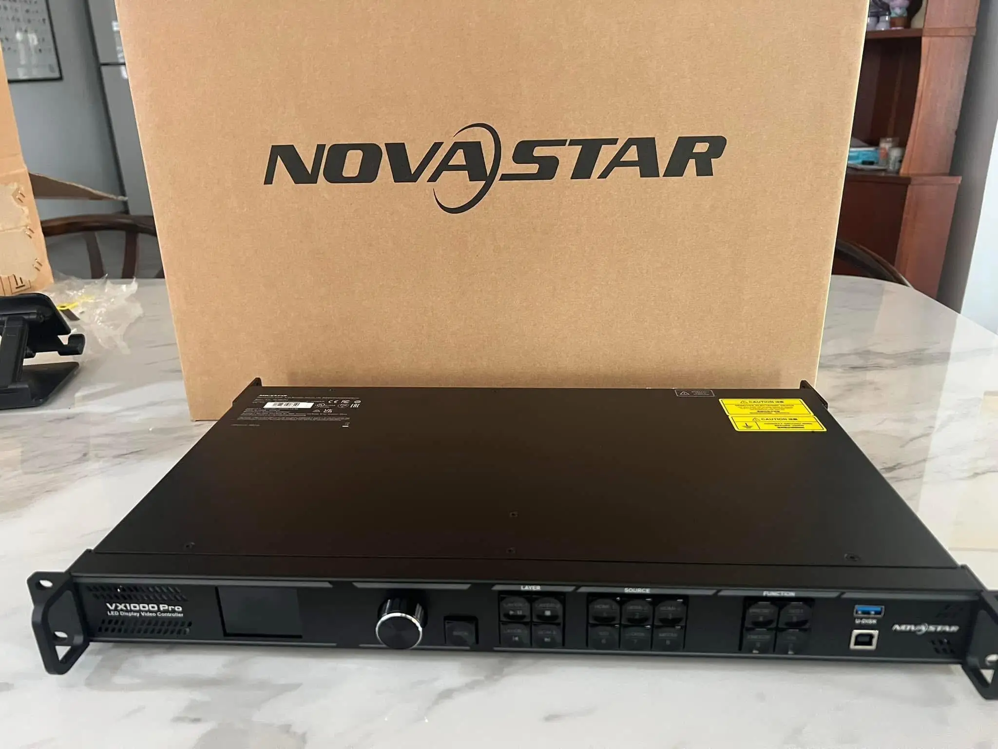 Novastar VX1000 Pro LED Video Processor for Outdoor Indoor Rental LED Video Wall Screen view 4