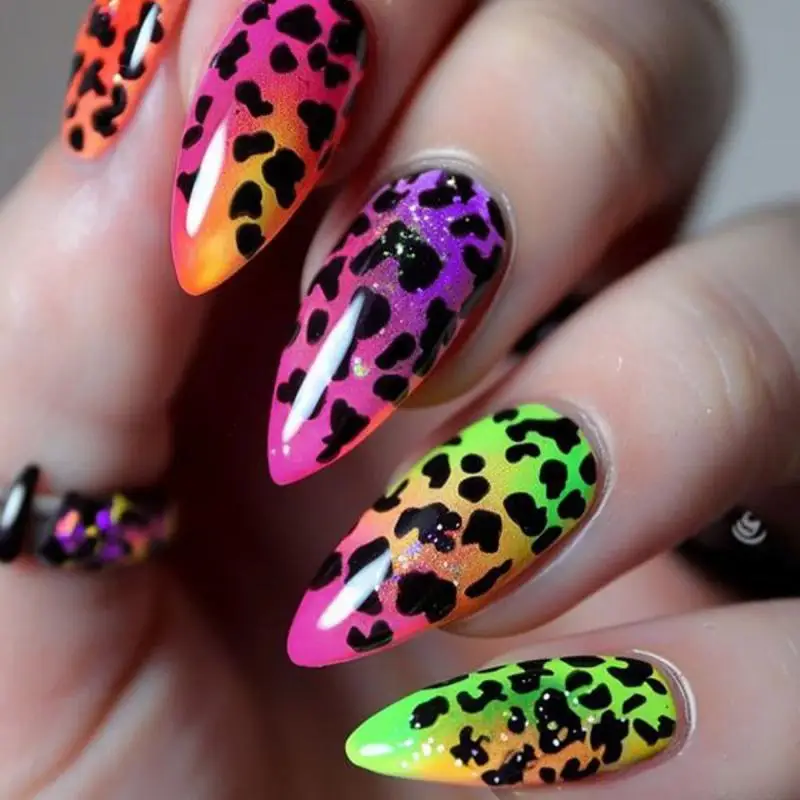 

Gradient Leopard Print Nail Patches Ins Style Wearable Nail Patches Fake Nails Almond Nail Patches