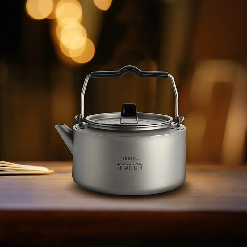 

Outdoor Titanium Kettle with Folding Handle, Teapot Boiling Kettle, Folding Spout, Anti Slip Kettle Bottom with Storage Bag
