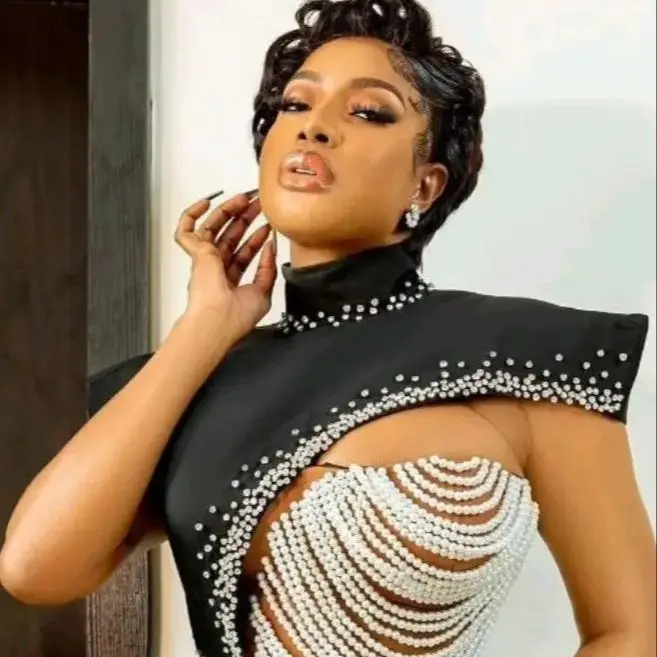 اللؤلؤ الديكور كاب كم الفتيات السود فساتين لحضور الحفلات الموسيقية أنيقة سوداء حورية البحر فساتين السهرة قطار الاجتياح المرأة الأفريقية فستان الحفلات