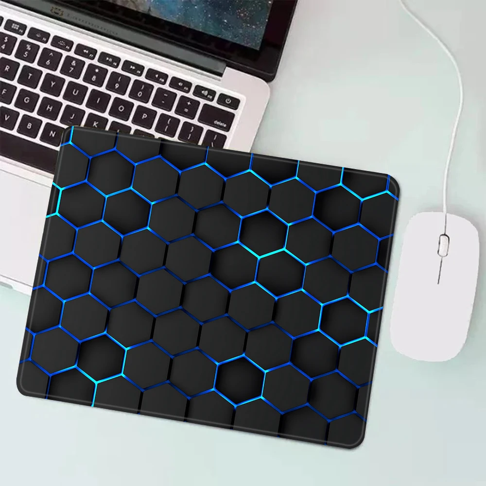 

Fashion Honeycomb Shape Gaming Mouse Pad XS Small Mousepad for PC Gamer Desktop Decoration Office Mouse Mat Deskmat Rug Funda