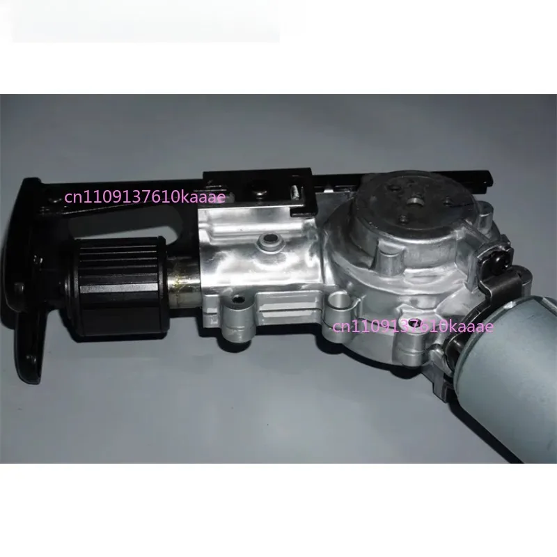 

Подходит для инструмента: 12В привод для ленточной пилы, совместимый с 2 типами пильных полотен, высокоскоростной двигатель 550 для цепной пилы.