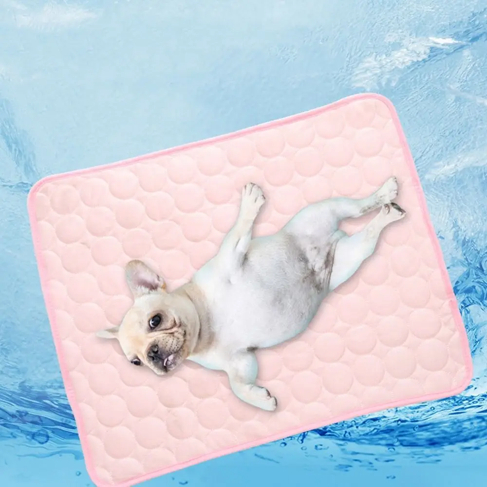 

Breathable Pet Ice Pad Bite Resistant Moisture-proof Dog Cooling Ice Pad Fast Heat Dissipation Soft Dog Cooling Mat Offices