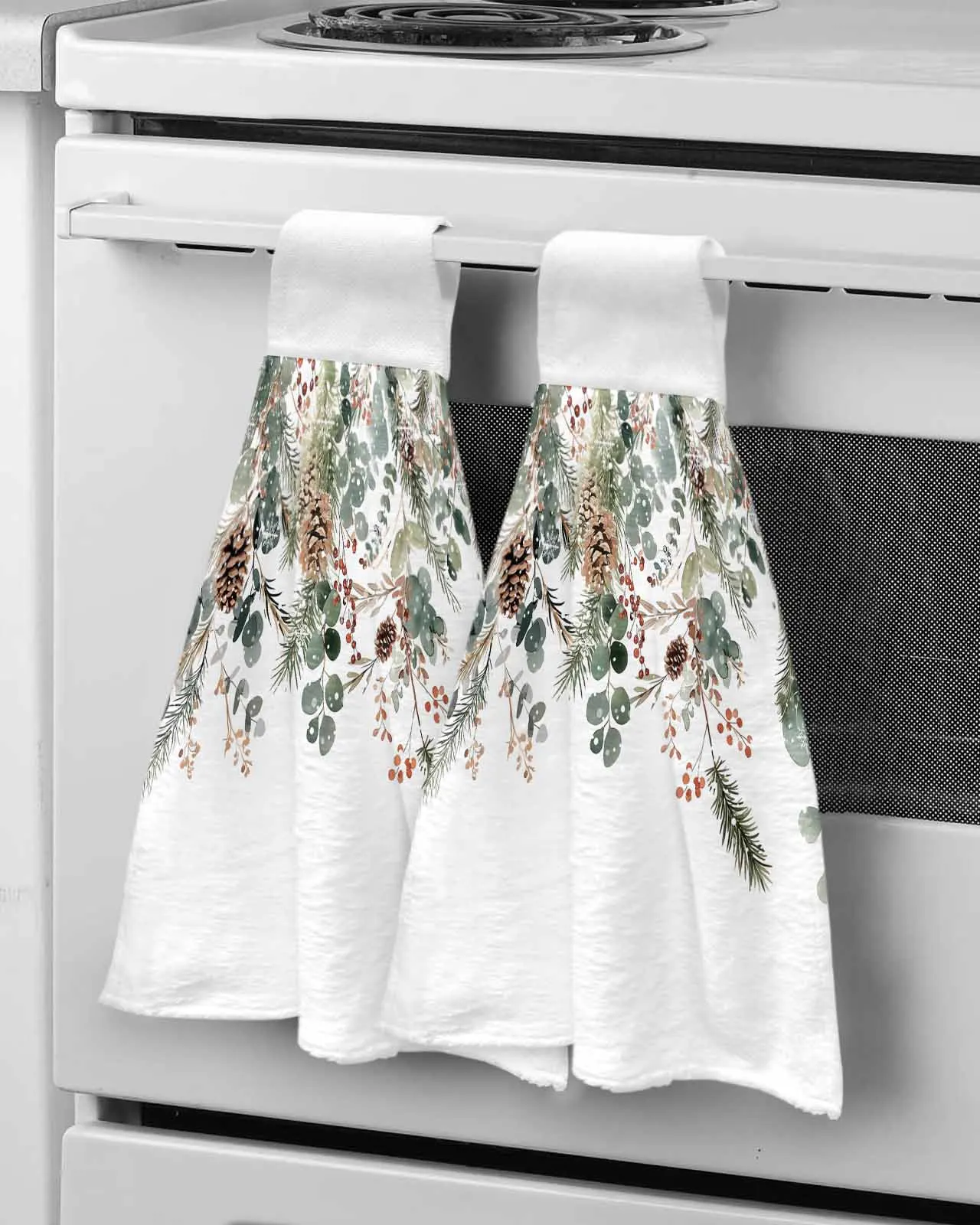 Winter Eucalyptus Leaves Berries Hazelnuts Hand Towels Microfiber Bath Hanging Cloth Quick Dry Cleaning Cloth Xmas Kitchen Towel