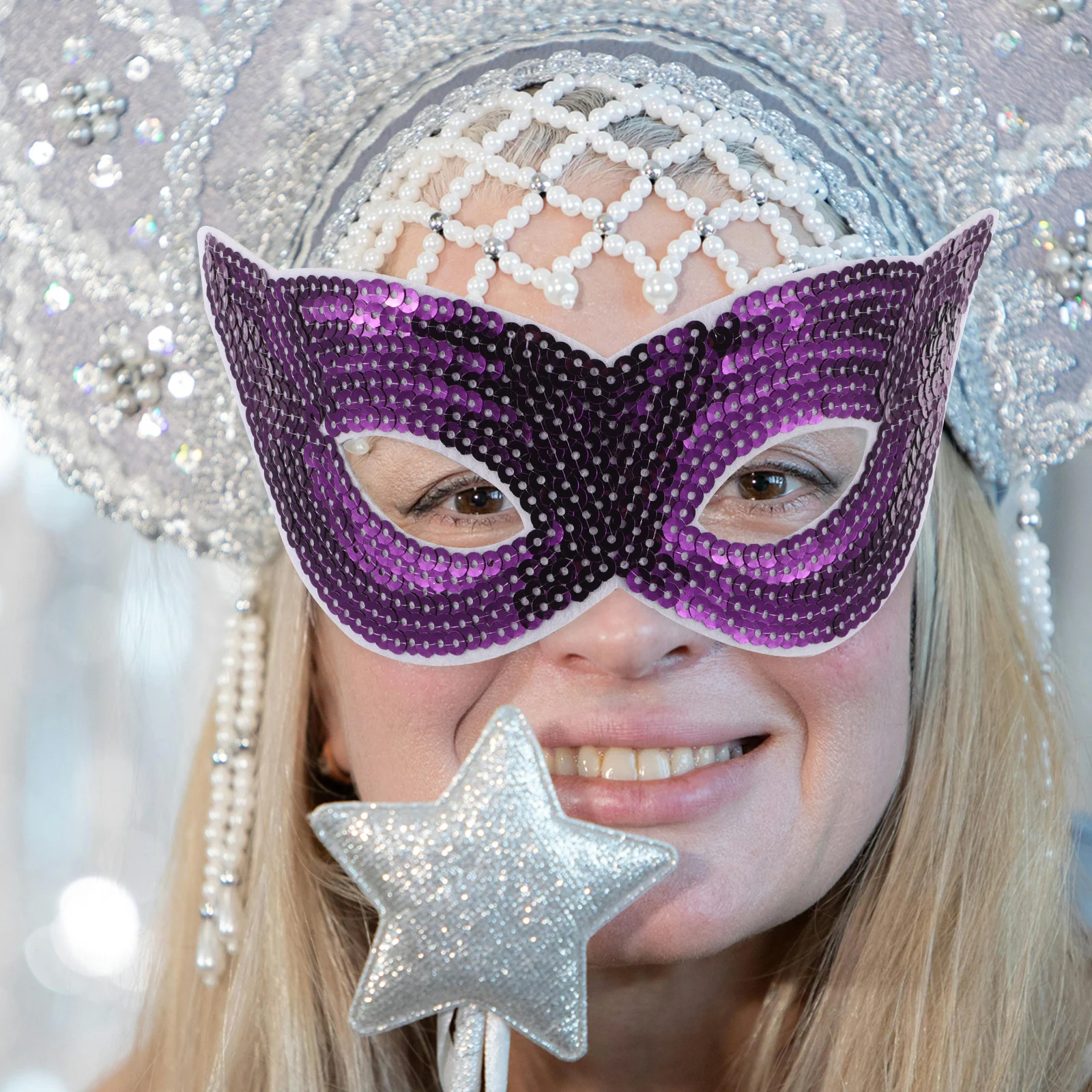 

6 pcs Mardi Gras Masquerade Mask Carnival Sequin Half Face Rhinestone Design Party Decorations For Women Men Masquerade Parties