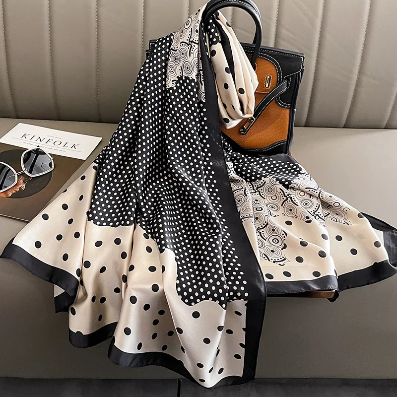 Fashionable polka dot circle scarf casual color block smooth shawl outdoor windproof sunscreen travel beach towel