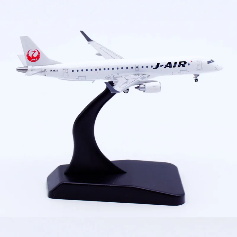 EW4190003 Alloy Collectible Plane Gift JC Wings 1:400 J-Air JAL Embraer 190-100STD Diecast Aircraft Jet Model JA252J With Stand