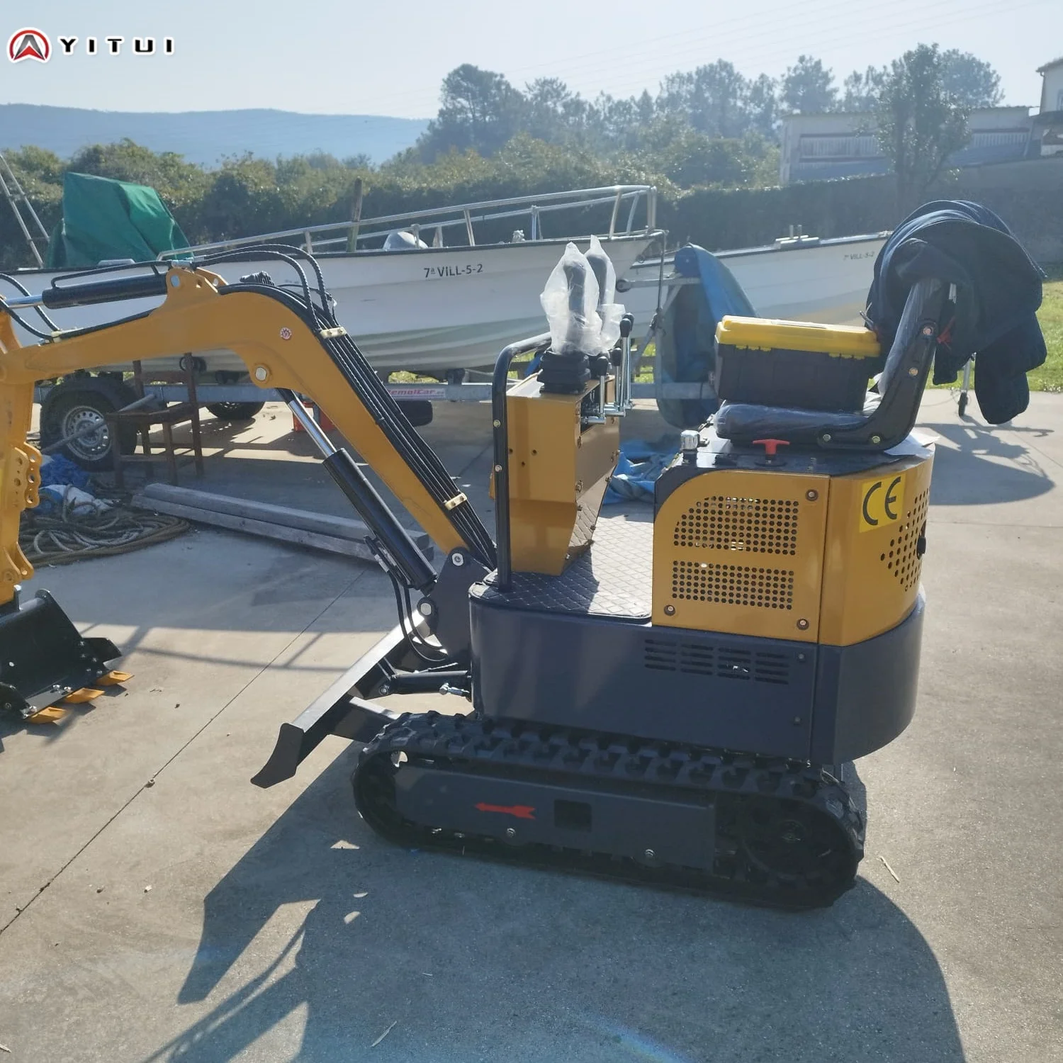 High Quality Mini Excavators For Sale 1.2 Ton Farm Excavator 1.8 Ton Customized Crawler Mini Excavator Kubota Diesel Engine