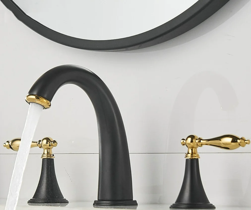 Variant: black and gold