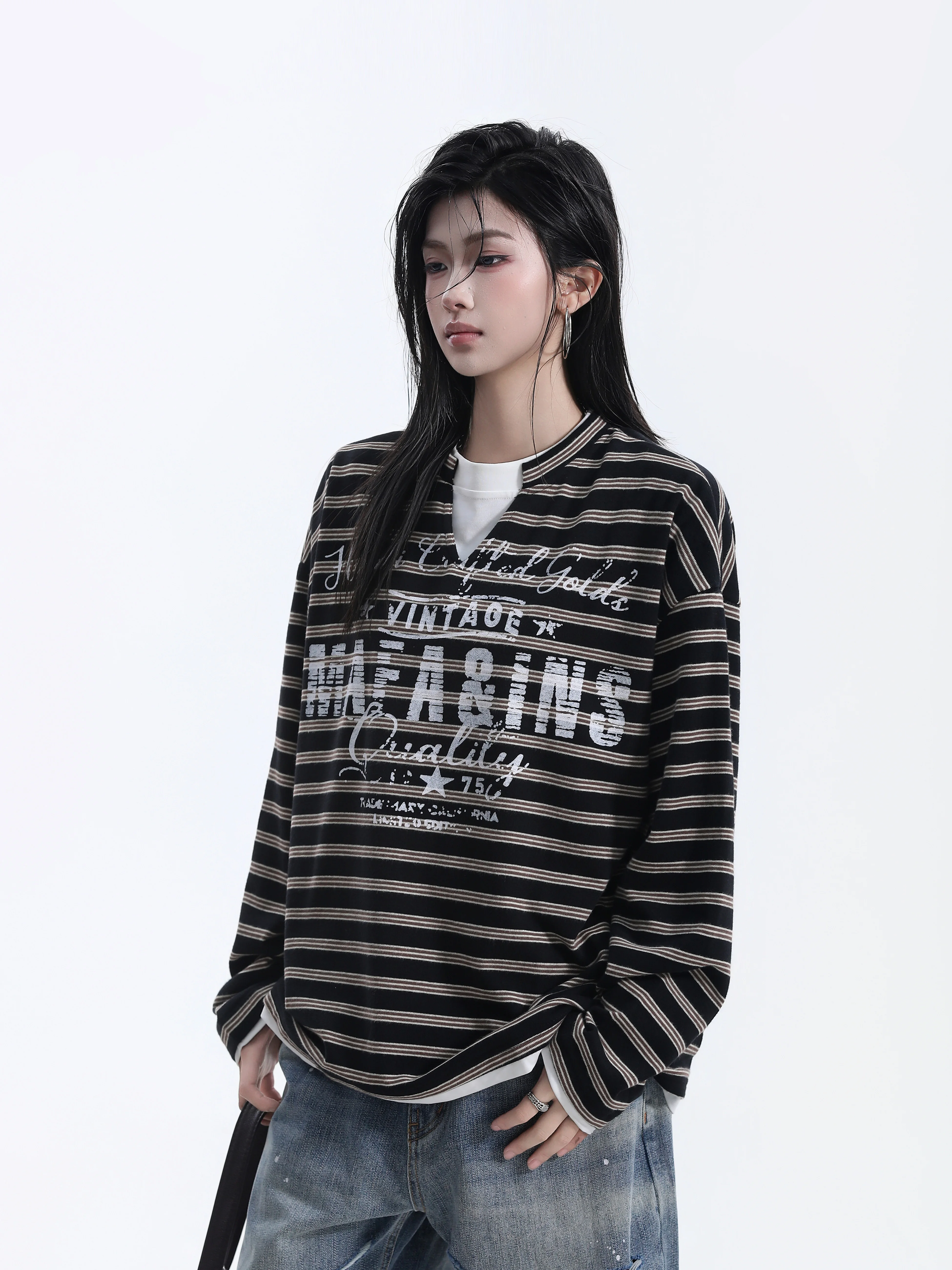 Retro Style American Couple T-Shirts V-Neck Striped Long Sleeve Vintage Print Loose Fit Cotton Top for Men And Women