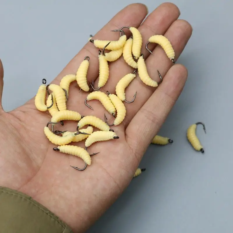 30 Stück hochwertige, bissfeste Gummimäuse als Angelköder mit Haken, weiche, realistische Köder für das Forellenangeln in Süßwasser. – Detail 3