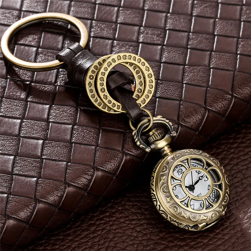 

Vintage Mini Size Watch Hollow Out Flower Case Men Women Quartz Analog Pocket Watches with Key Ring Rope Arabic Number Timepiece