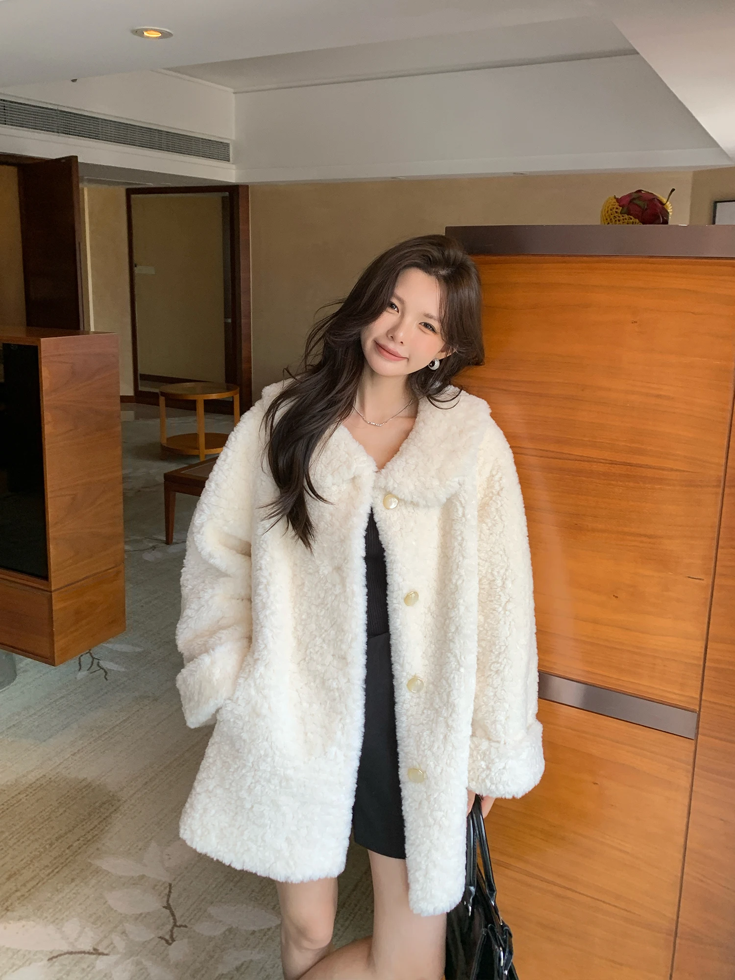 

Monet Garden Young Sle кукольный воротник средней длины, шерстяное меховое пальто из эко-шерсти для женщин, зимнее модное женское пальто премиум-класса