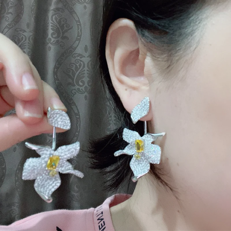 European American New Design Fashion Jewelry Luxury Full Zircon Large Flower Earrings Elegant Women\'s Wedding Party Accessories