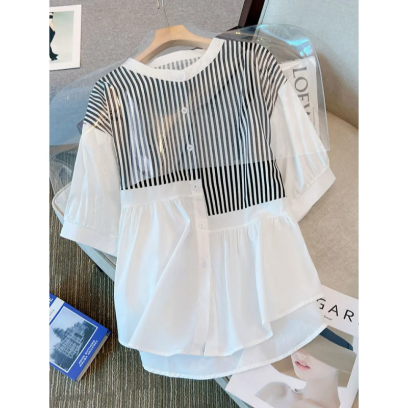 Round Neck Patchwork Fake Two-piece Striped Shirt for Women's Summer 2024 New Oversized Design, Slimming Top Shirt