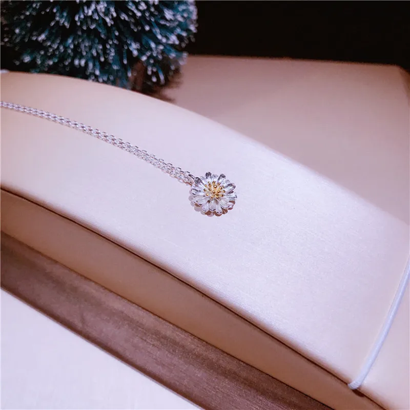 

Delicate Daisy Decorative Fashion Women Necklace Real 925 Sterling Silver Pendant Jewelry Set