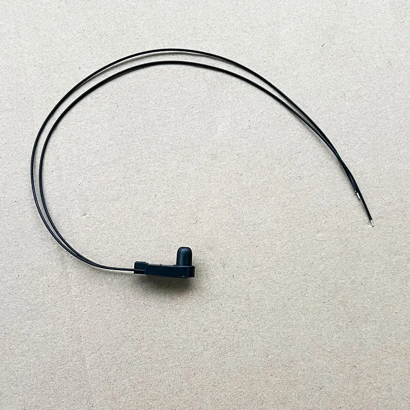 

For Maserati Ghibli Quattroporte Levante Air Conditioning Outdoor Temperature Sensor 1pcs