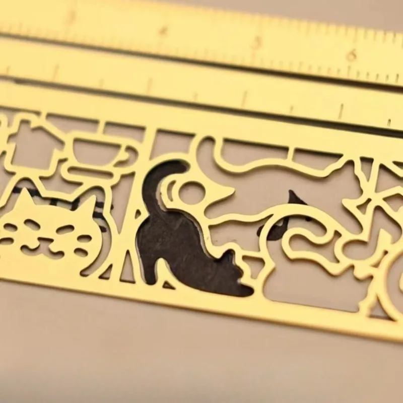 Cat Ruler Hollow Metal Bookmark Ruler Multifunctional Ruler for Painting Drawing Diary Hand Account Tool