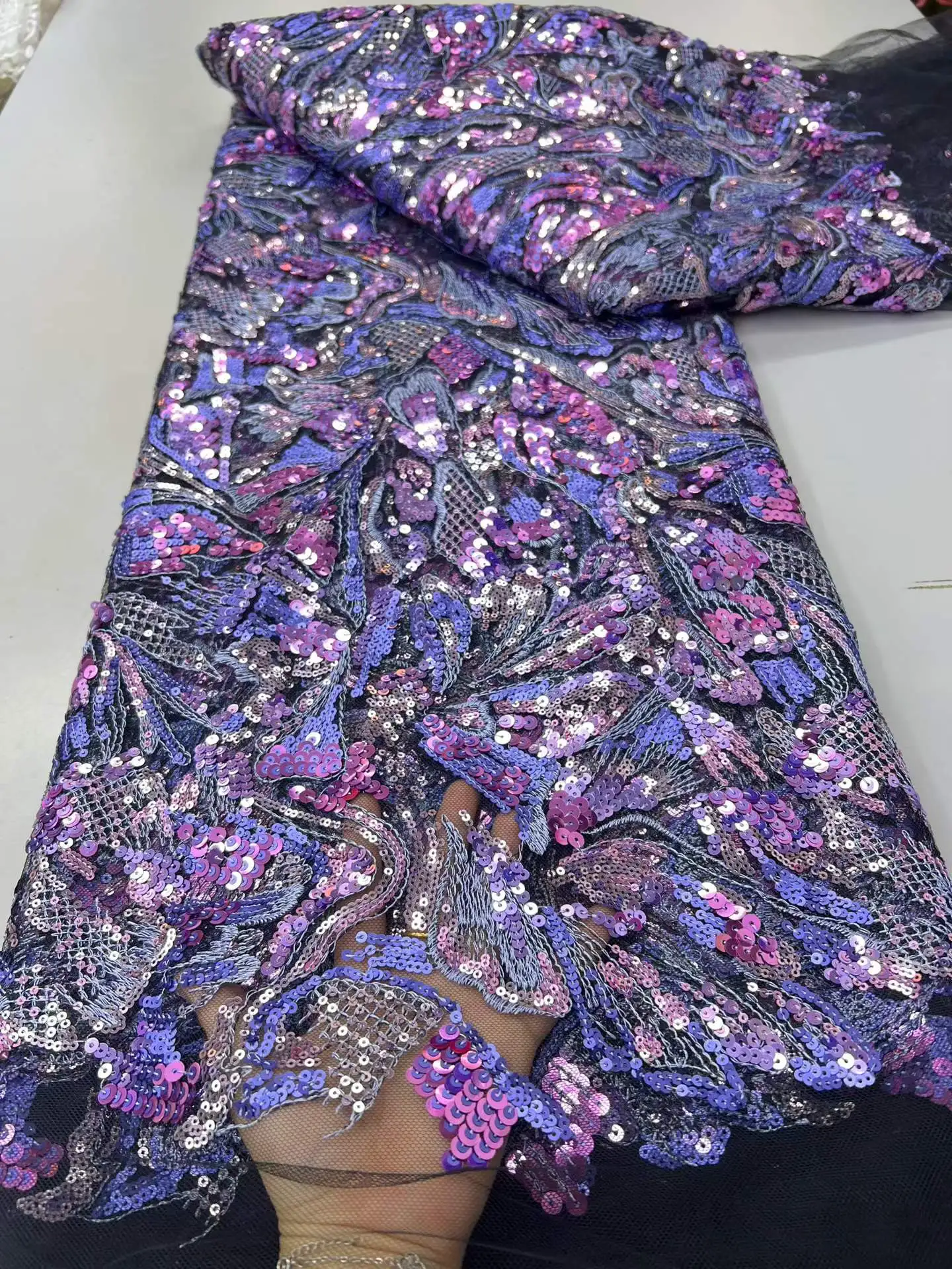 

Luxury African Design French Sequins Lace Embroidery Beads Nigerian Net Tulle Fabric for Wedding Dress New Arrival Hot Sale